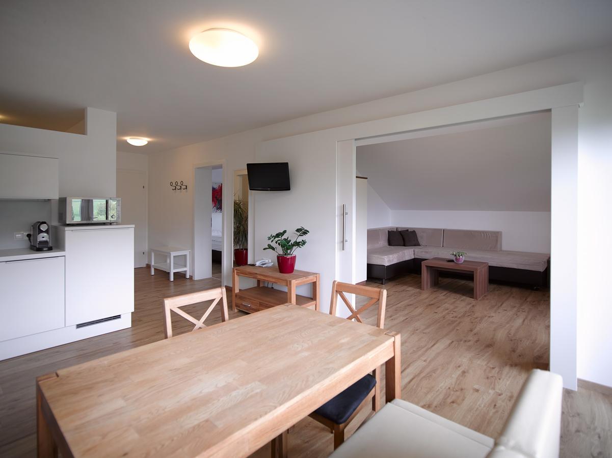 Aparthotel Fuerst Виндишгарстен Экстерьер фото