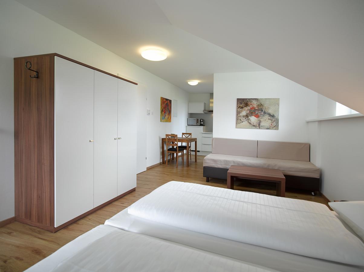 Aparthotel Fuerst Виндишгарстен Экстерьер фото